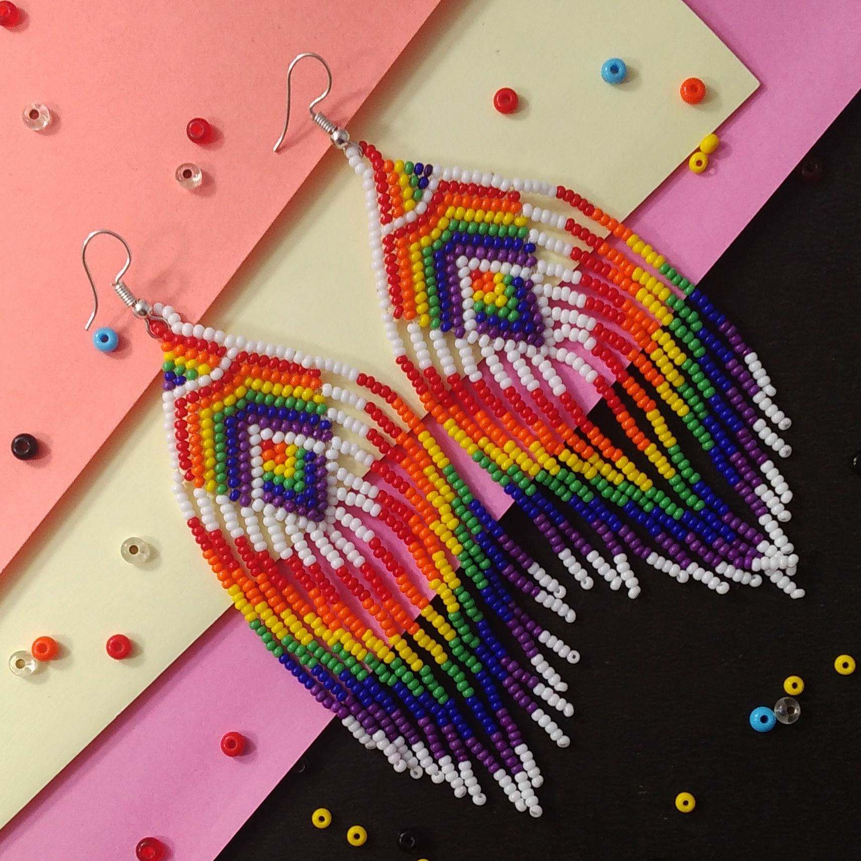 Handmade Native American Style Beaded Earrings - Image 3