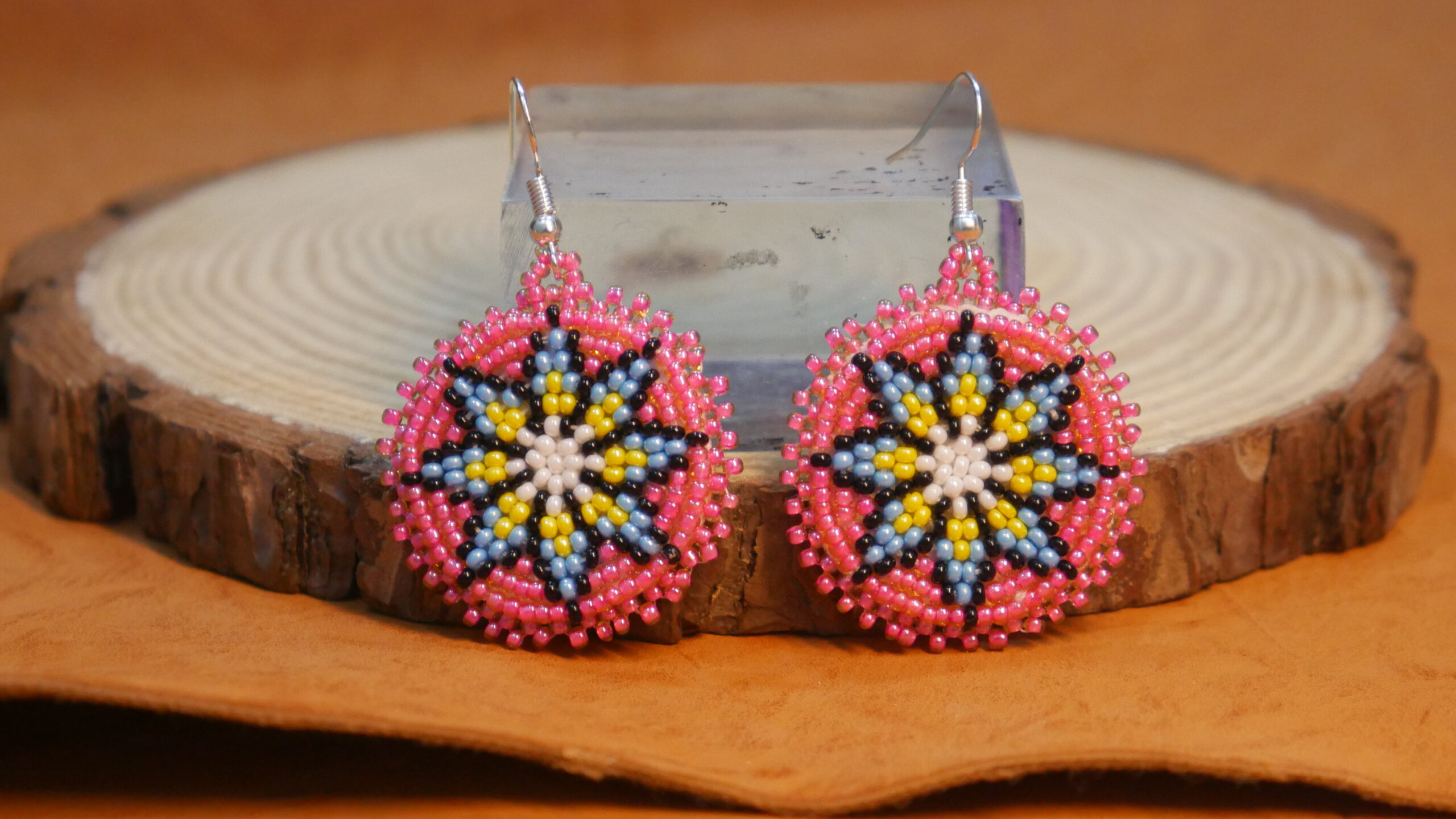 Native American Beaded Earrings Tribal beaded Earring (Peach Red )
