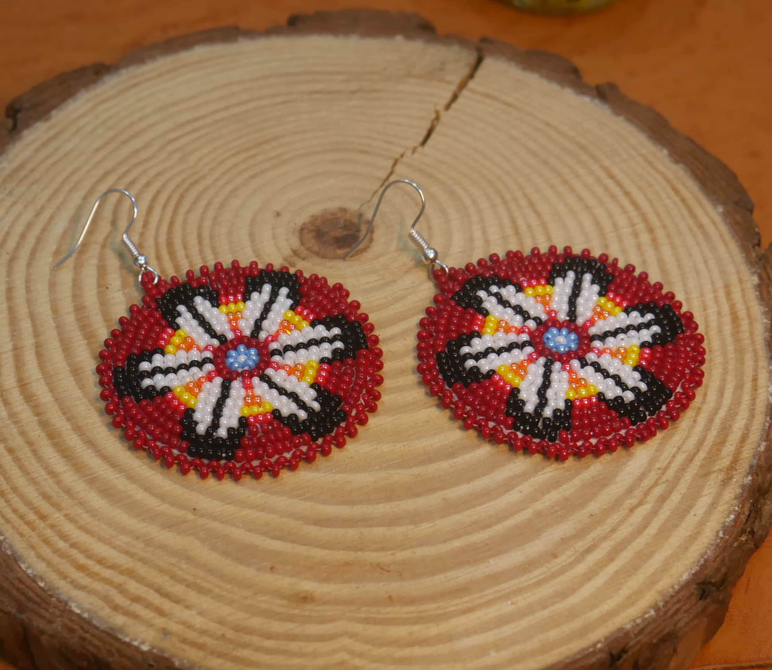 Native American Beaded Earrings Tribal beaded Earring ( Brownish Red )