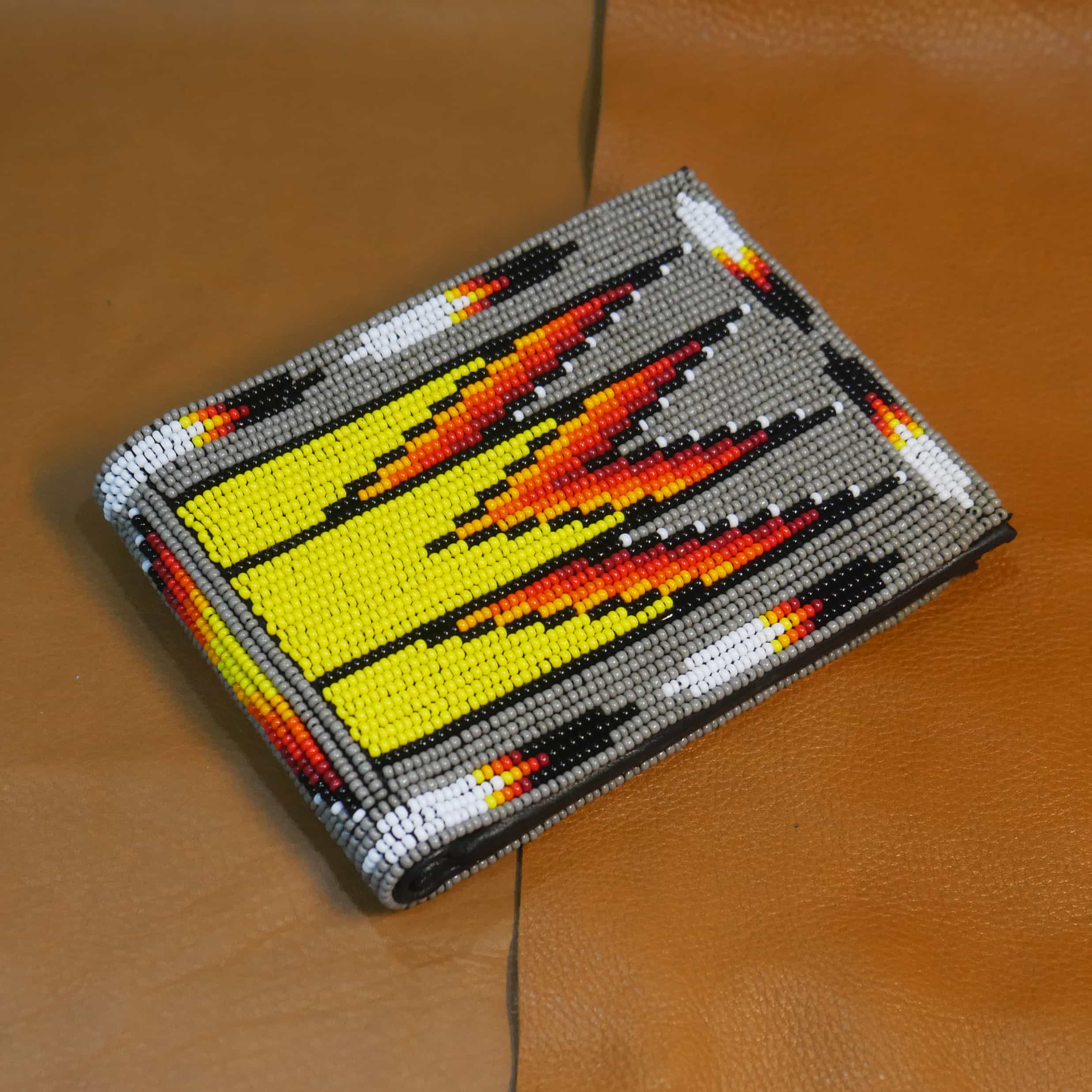 Handmade Native American Seed beads Beaded Genuine Leather Wallet (Grey)